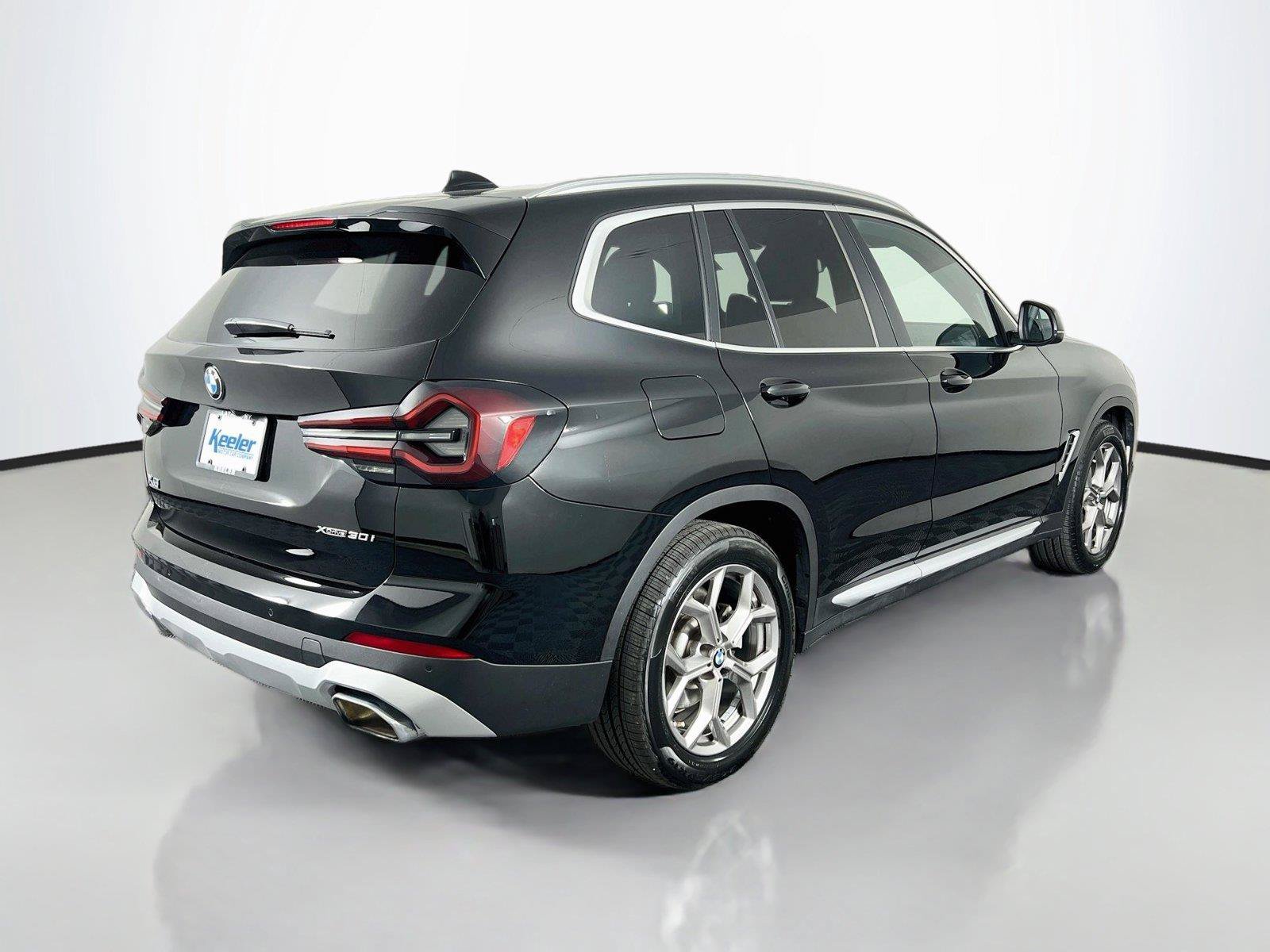 Used 2024 BMW X3 xDrive30i w/ Premium Package w/ZPA AWD/4WD image 6