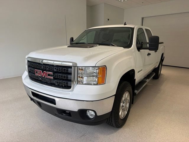 Used 2011 GMC Sierra 3500 SLE w/ SLE Preferred Package AWD/4WD image 3