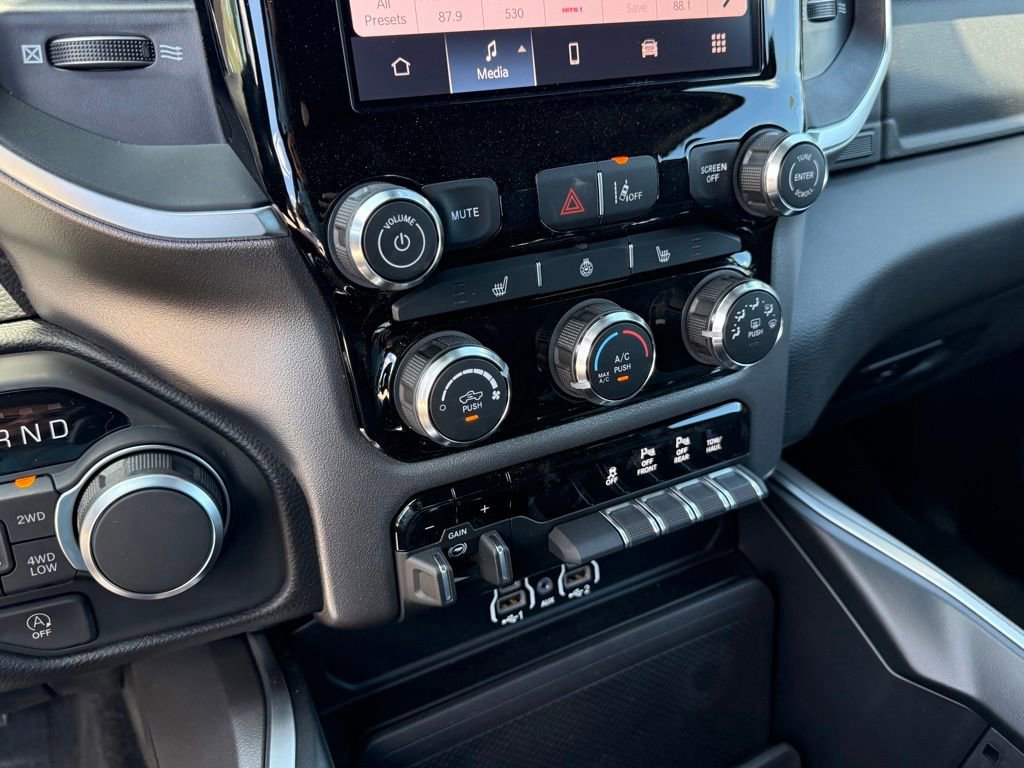 New 2026 RAM 1500 Big Horn w/ Night Edition AWD/4WD image 21