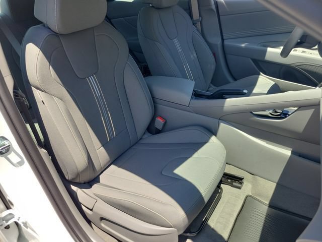 New 2026 Hyundai Elantra Sport FWD image 20