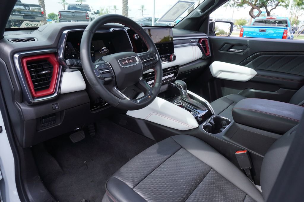 Used 2024 GMC Canyon AT4X AWD/4WD image 18