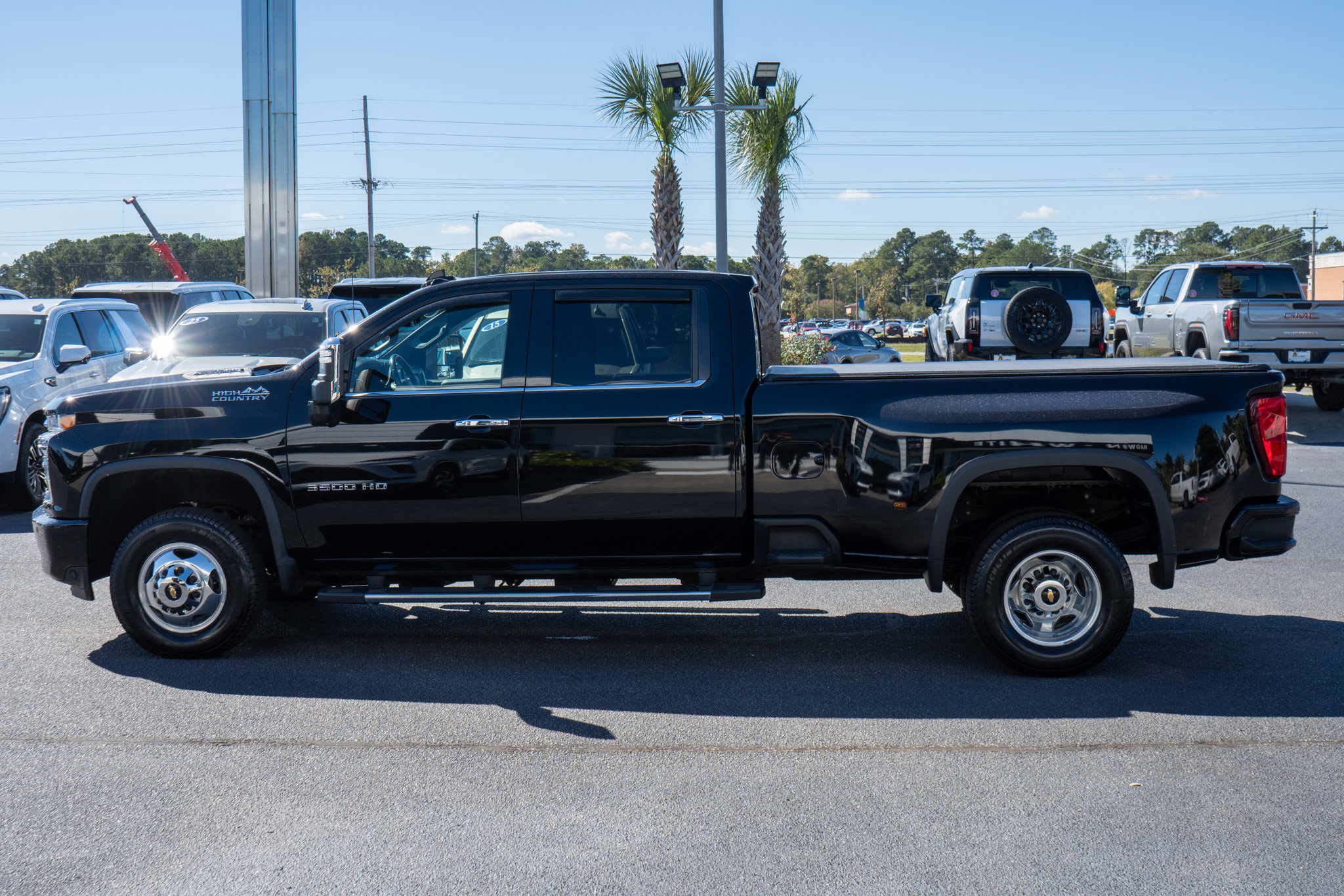 Used 2020 Chevrolet Silverado 3500 High Country image 6