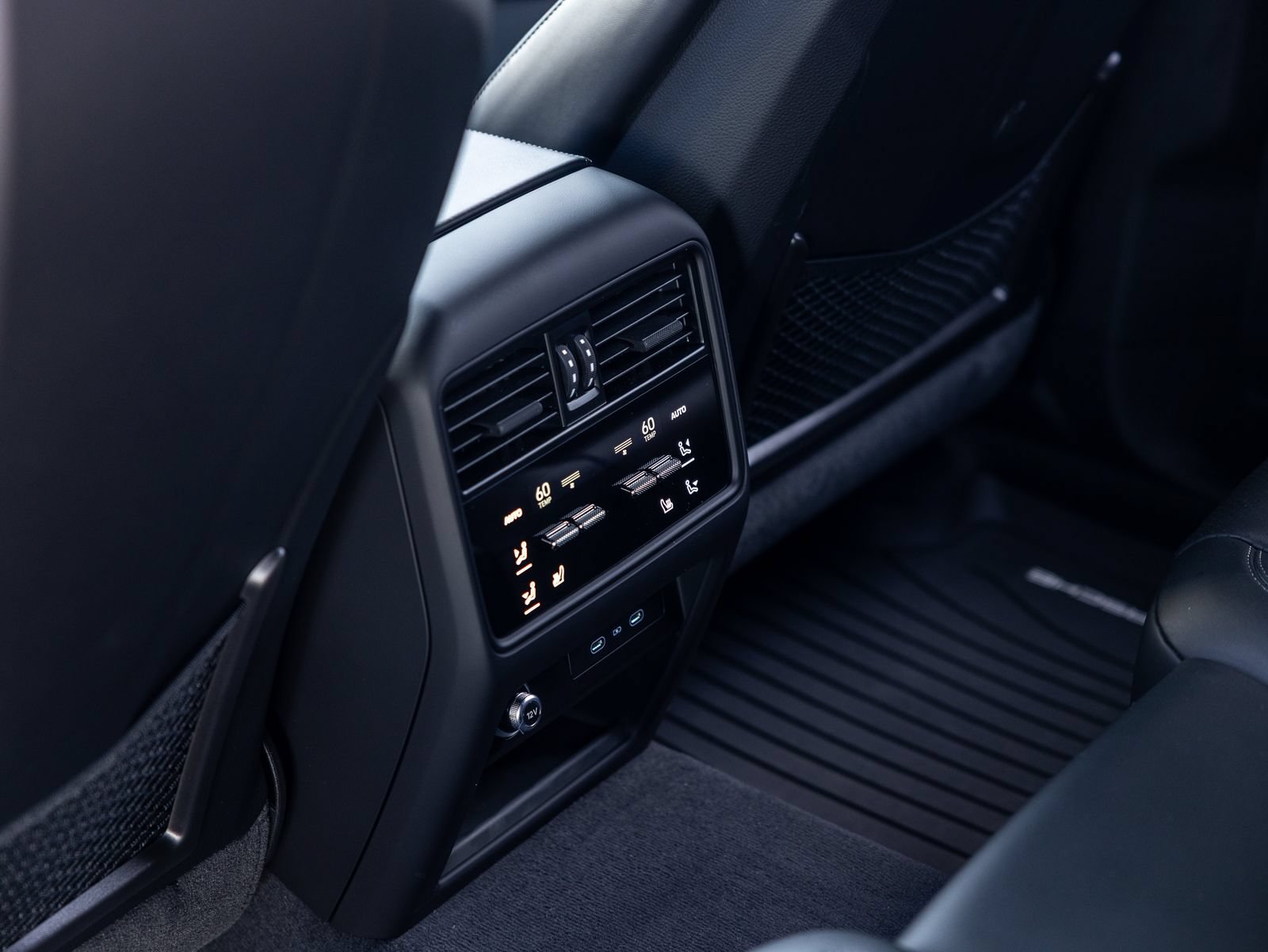 New 2026 Porsche Cayenne S AWD/4WD image 32