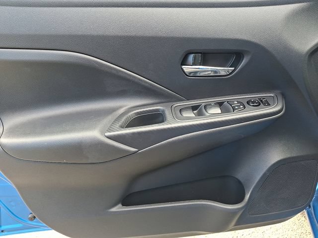 Used 2024 Nissan Versa SV FWD image 12