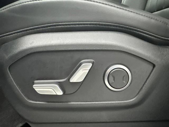 Used 2026 Hyundai Santa Fe SEL FWD image 10