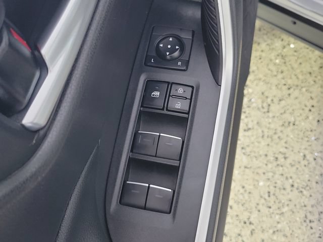 Used 2025 Toyota RAV4 XLE w/ Convenience Package FWD image 23