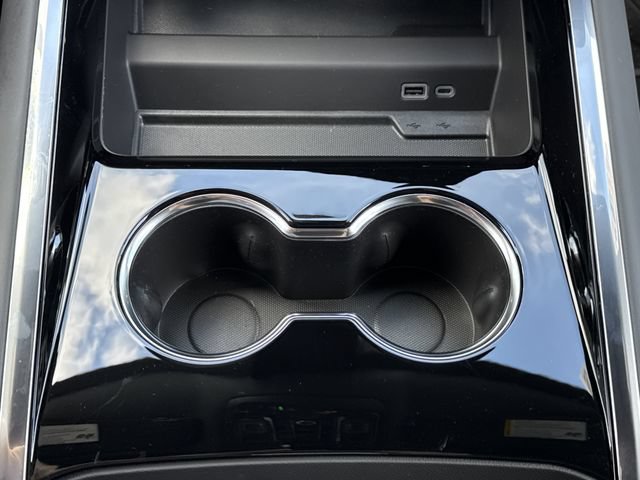New 2026 Chevrolet Tahoe High Country RWD image 36