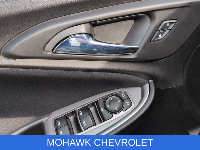 Used 2022 Chevrolet Malibu LS FWD image 24
