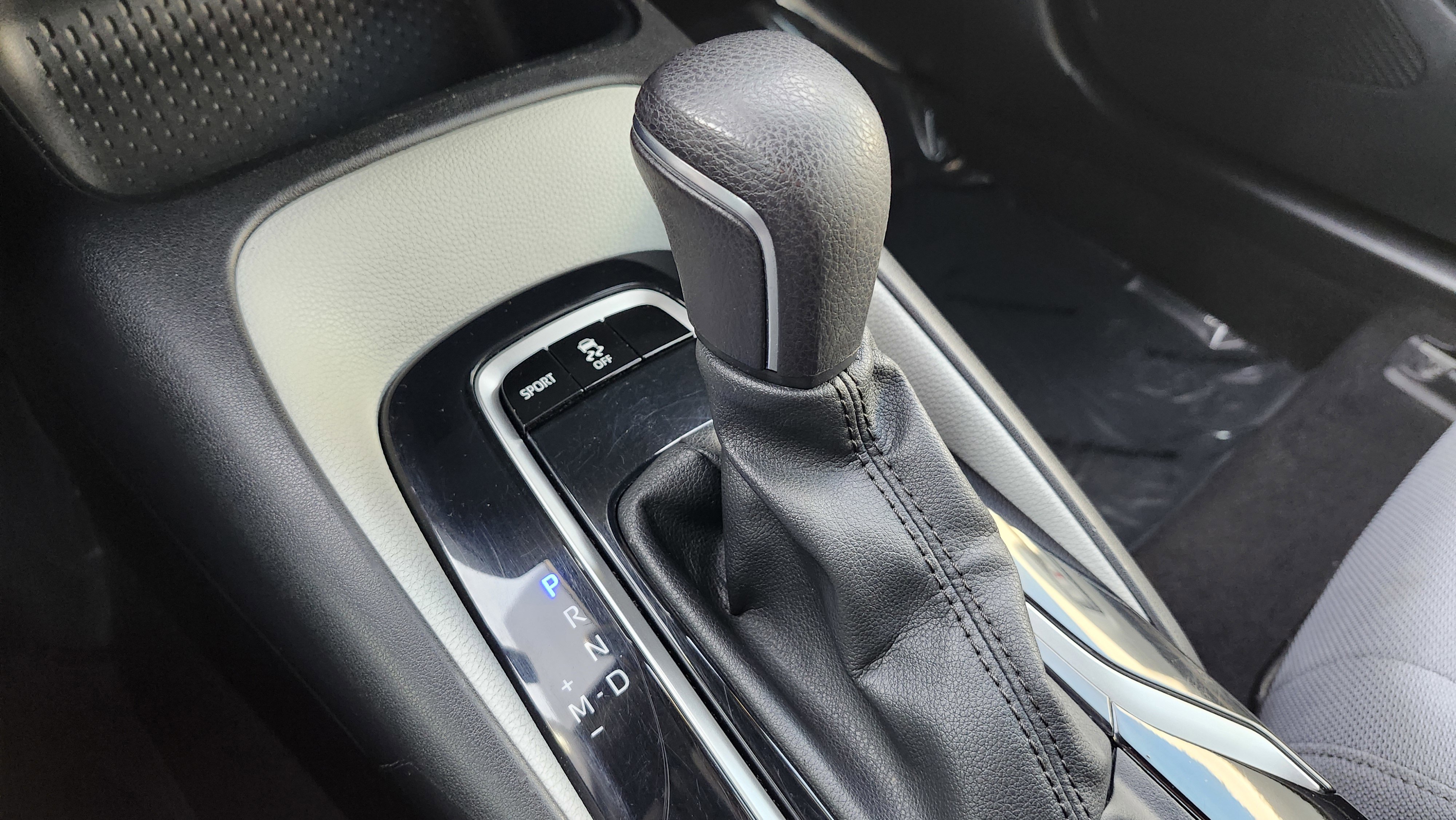 Used 2021 Toyota Corolla SE image 8