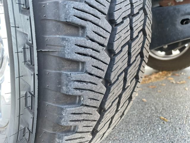 Used 2025 Ford F350 Lariat w/ Chrome Package image 11