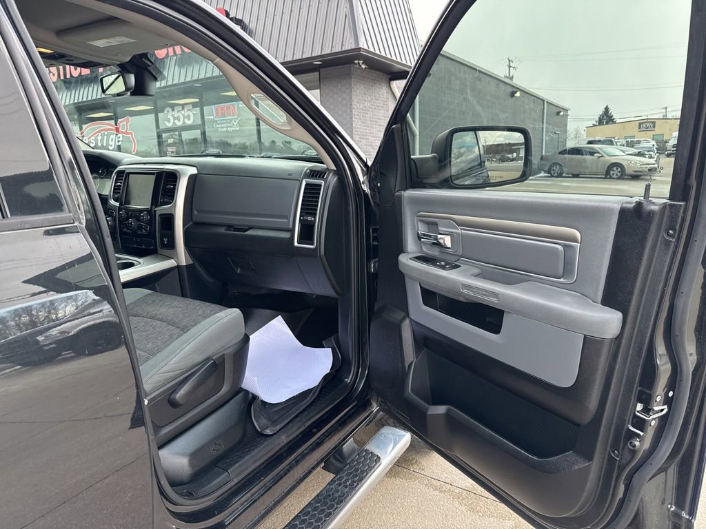 Used 2016 RAM 1500 Outdoorsman image 36