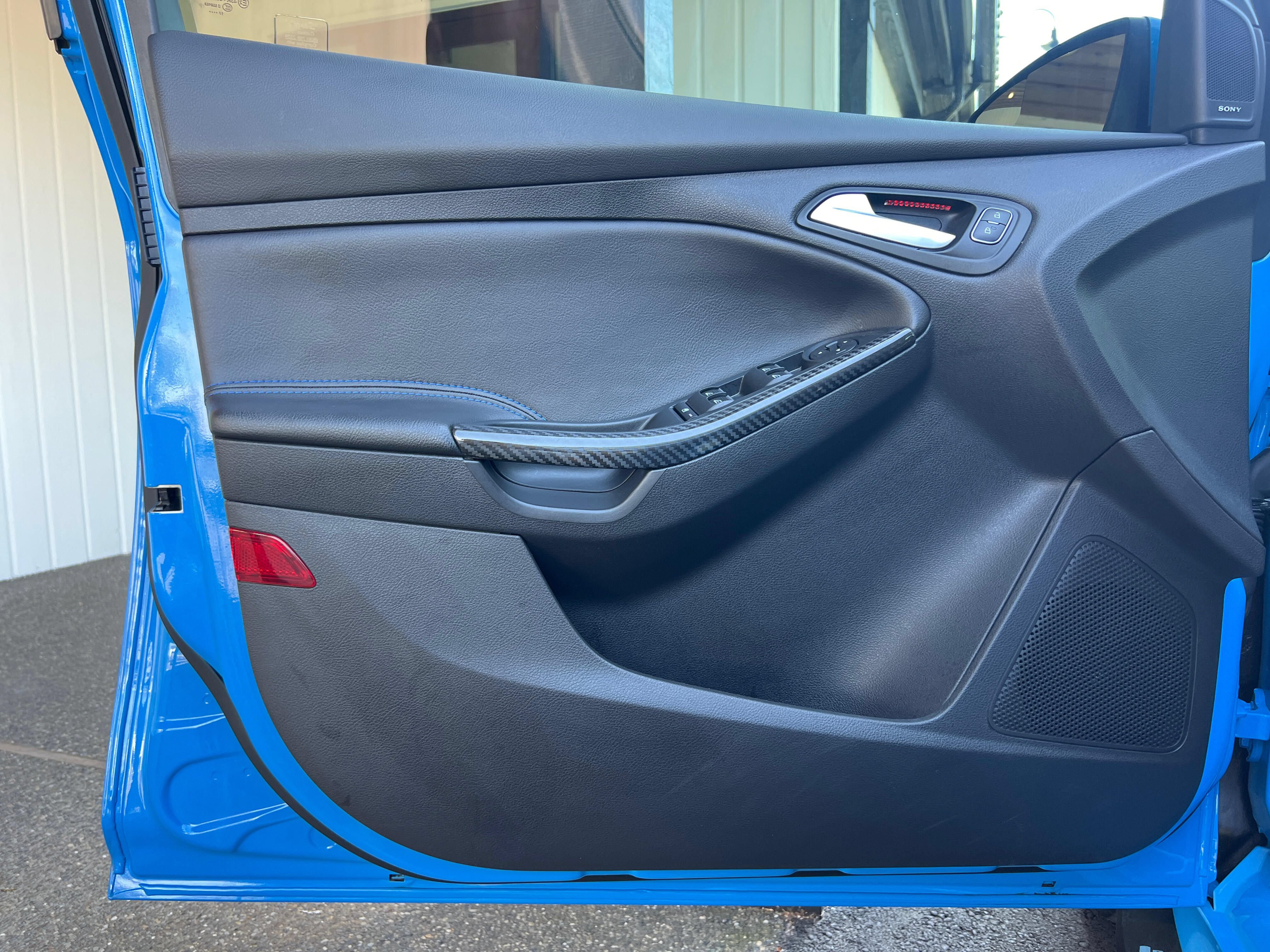 Used 2018 Ford Focus RS AWD/4WD image 27
