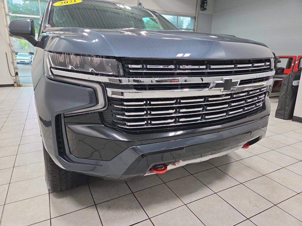 Used 2021 Chevrolet Suburban Z71 w/ Z71 Off-Road Package AWD/4WD image 24