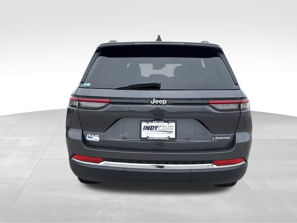 New 2026 Jeep Grand Cherokee Laredo AWD/4WD image 5