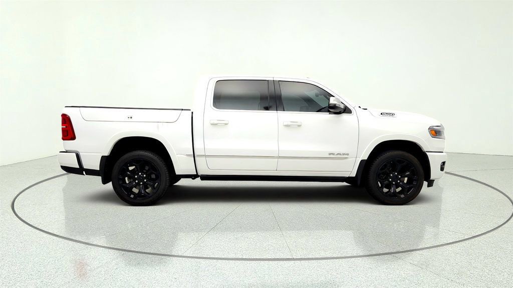 Used 2025 RAM 1500 Limited w/ Trailer Tow Group AWD/4WD image 4