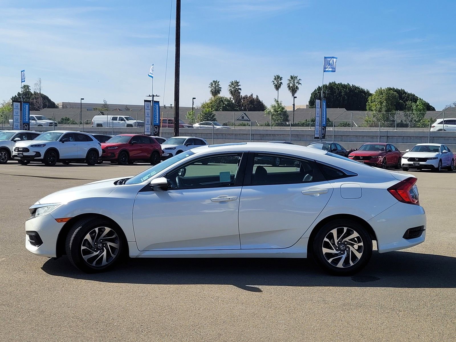 Used 2018 Honda Civic EX image 8