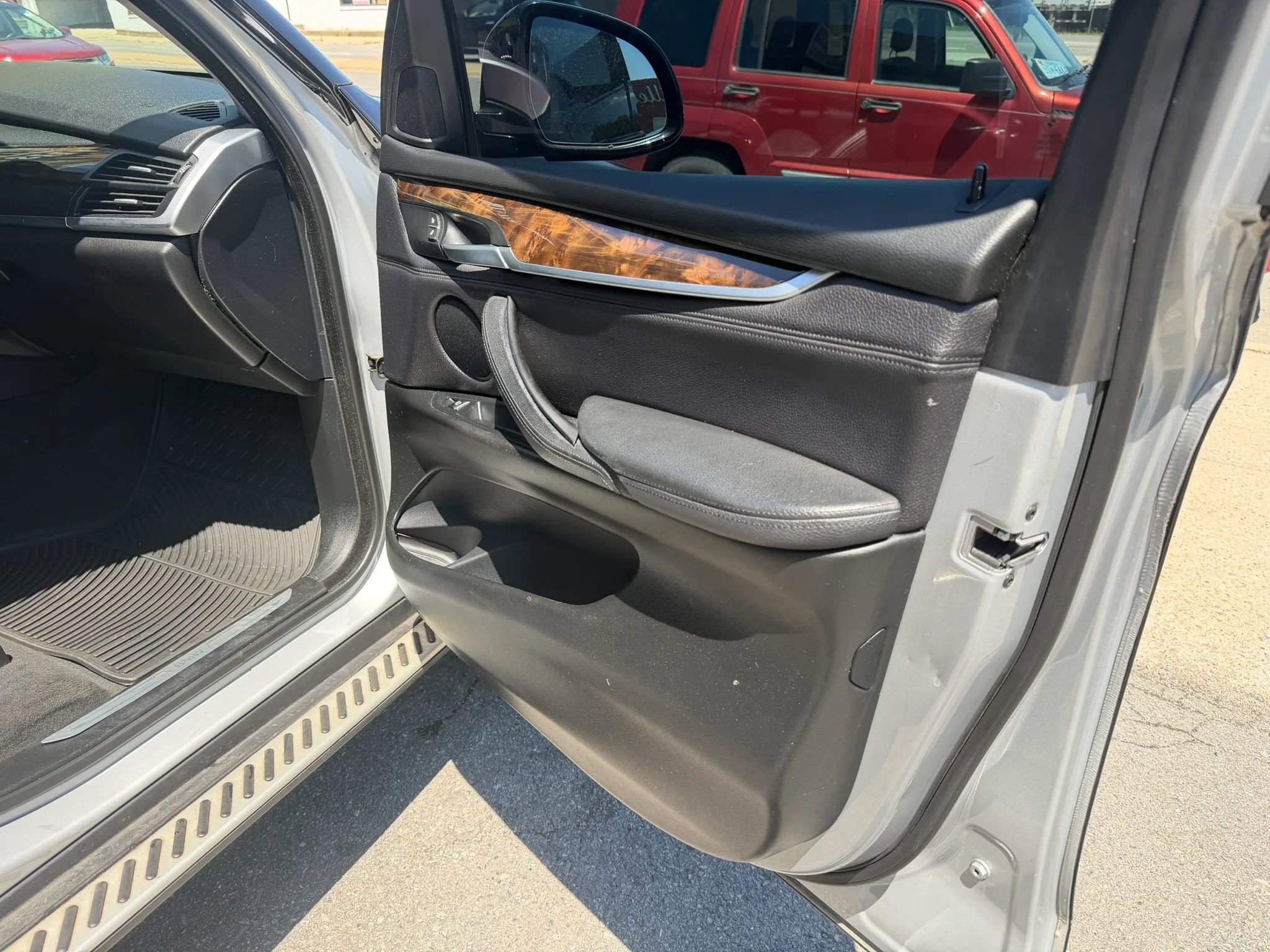 Used 2015 BMW X5 xDrive35i AWD/4WD image 9