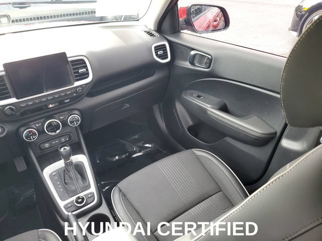 Certified 2025 Hyundai Venue Limited FWD image 24
