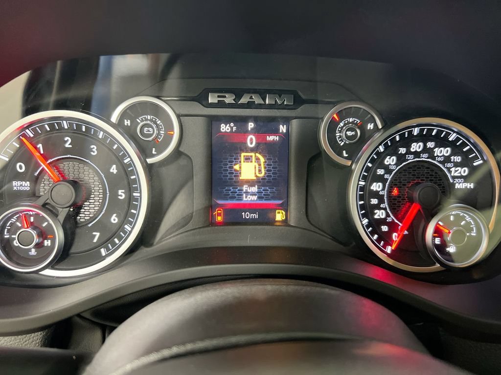 New 2026 RAM 1500 Express AWD/4WD image 12