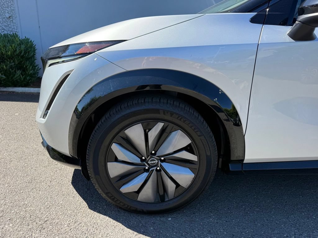 Certified 2023 Nissan Ariya AWD image 12