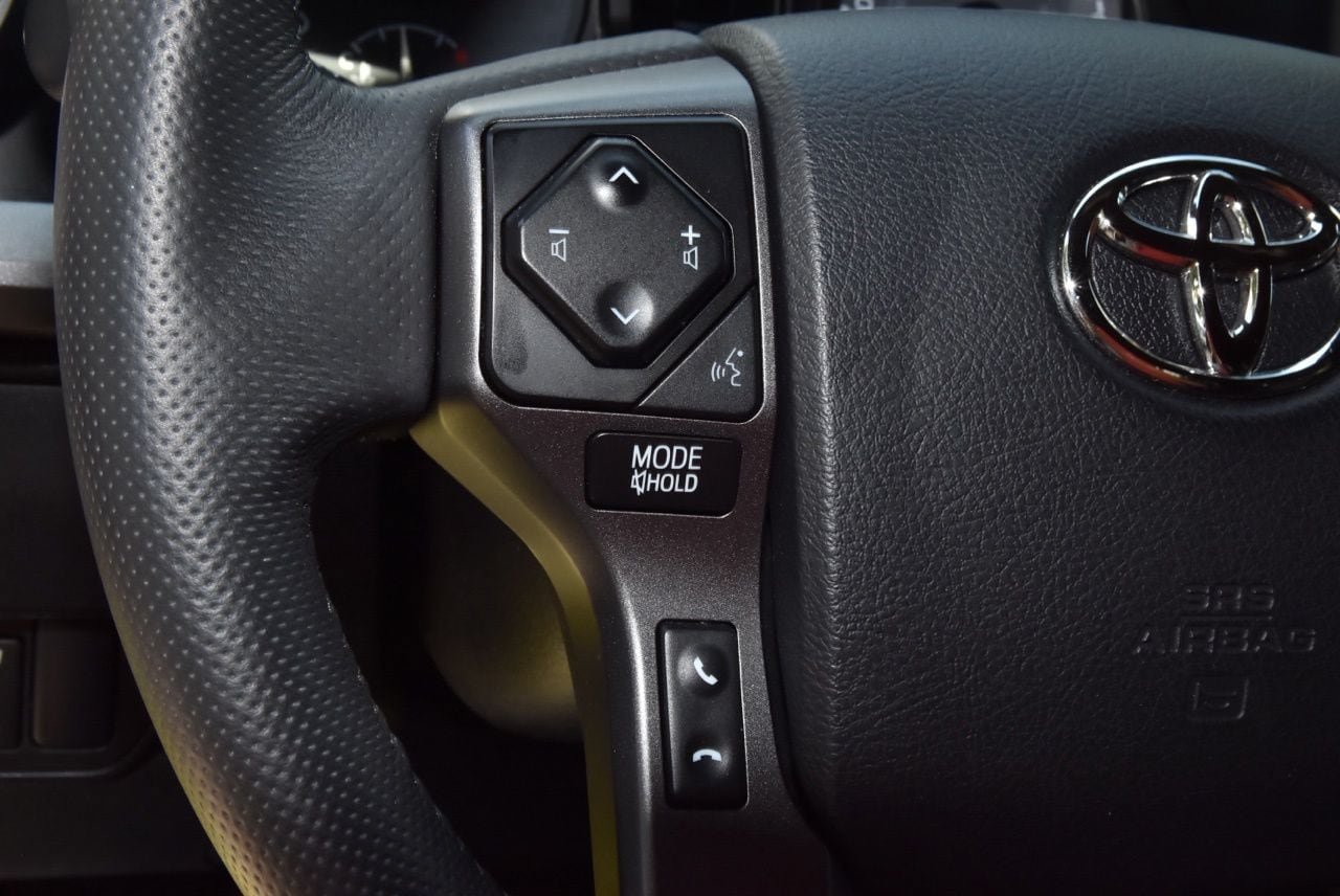 Used 2023 Toyota Tacoma TRD Off-Road w/ Technology Package AWD/4WD image 23