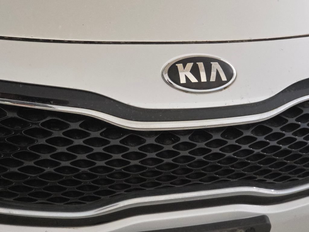 Used 2014 Kia Optima LX FWD image 13