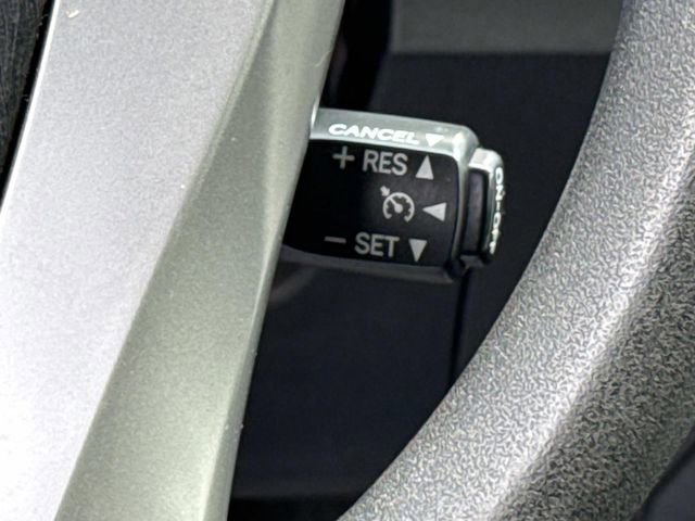 Used 2012 Toyota Prius Two FWD image 19