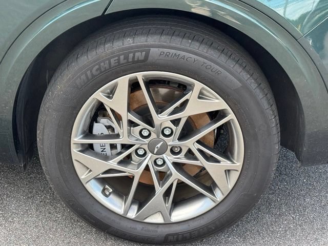 Certified 2023 Genesis GV70 2.5T w/ Select Package AWD/4WD image 6