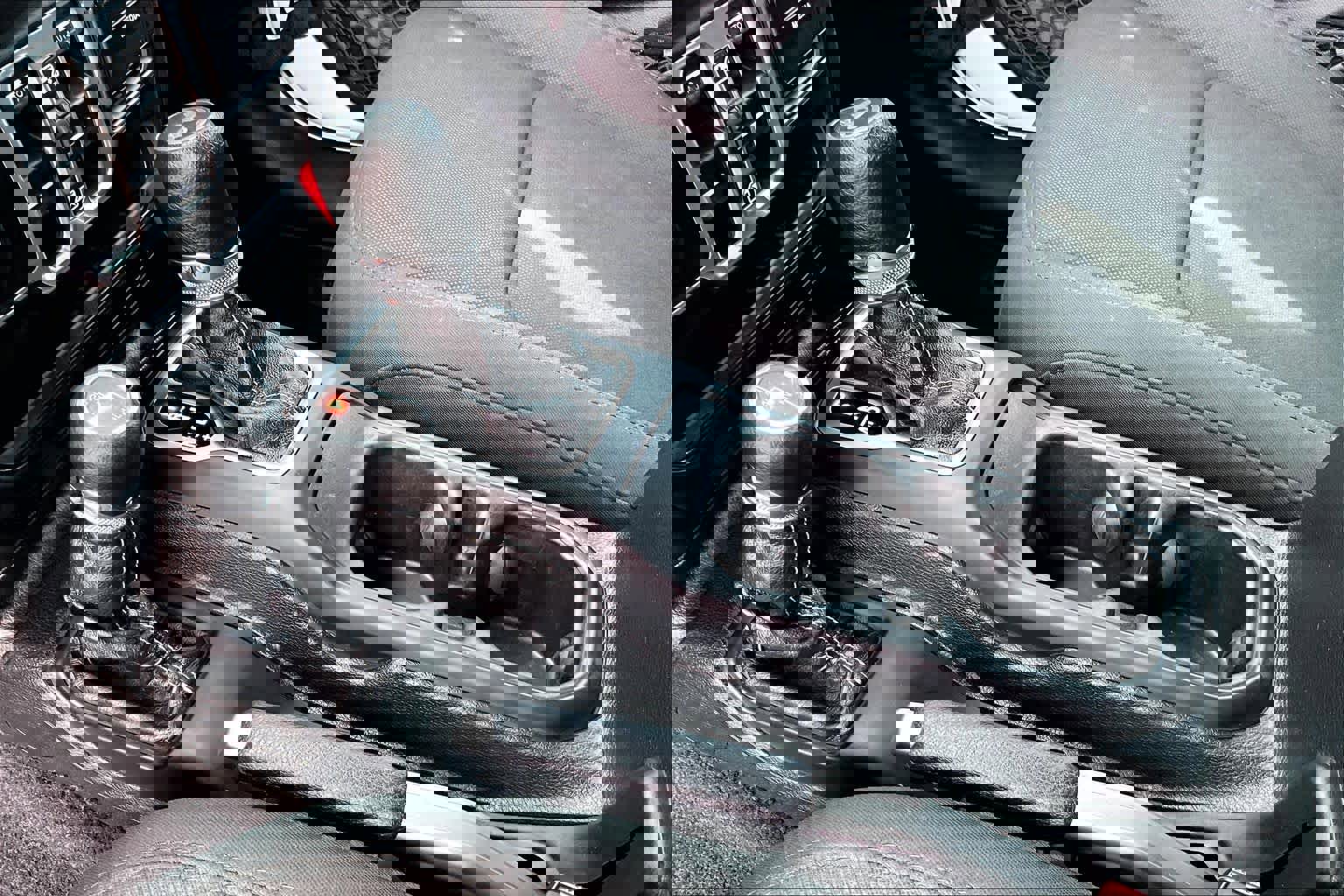 Used 2018 Jeep Wrangler Unlimited Sahara image 15