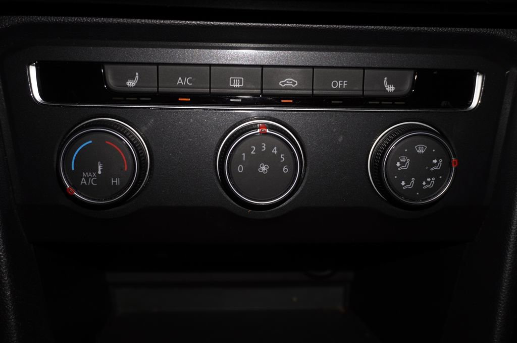Used 2023 Volkswagen Tiguan S image 17