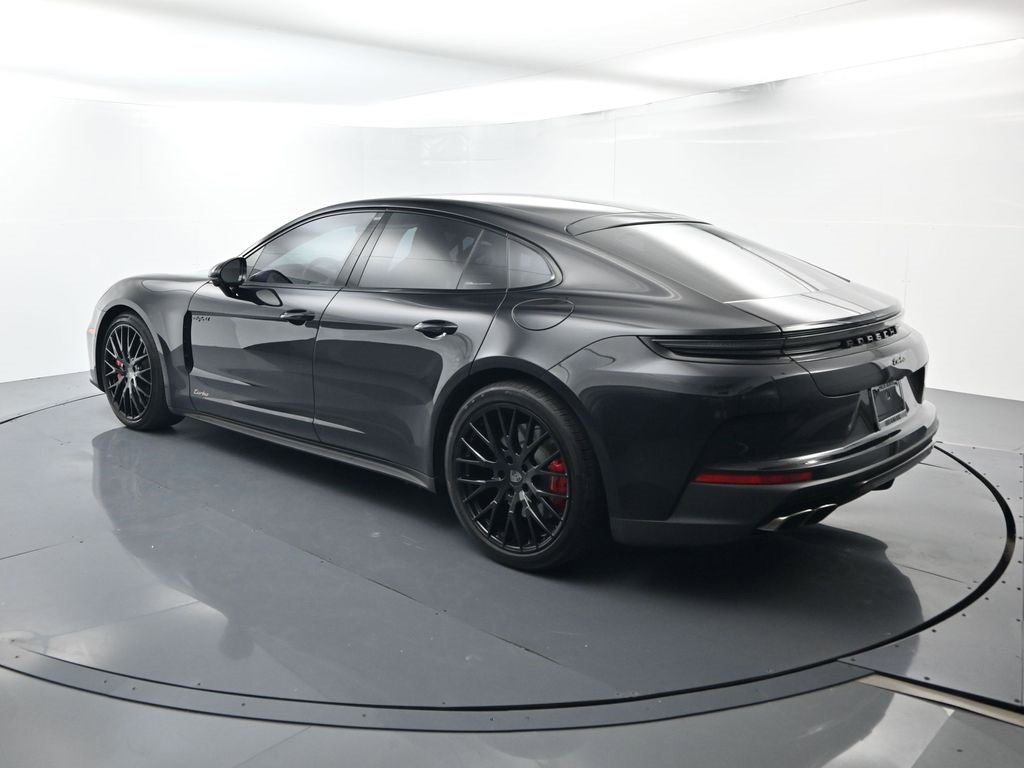 Certified 2025 Porsche Panamera Turbo image 3