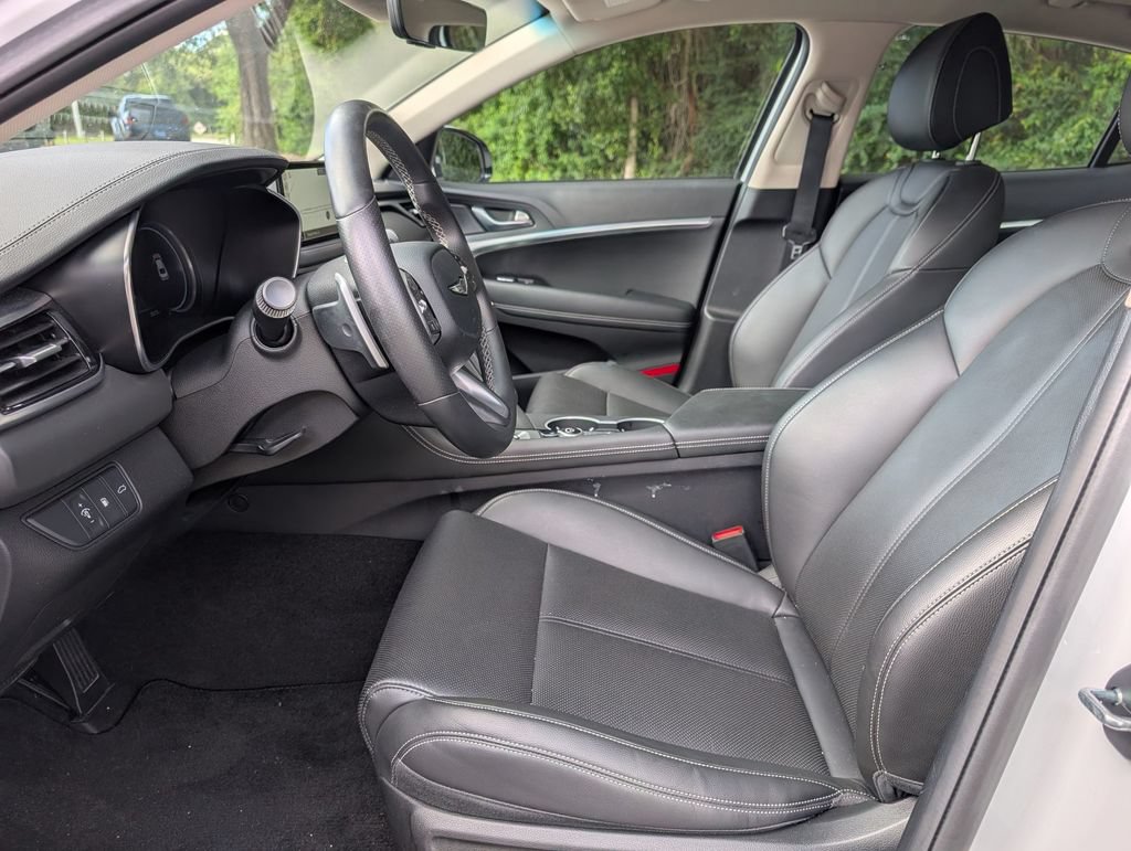Used 2026 Genesis G70 2.5T RWD image 15