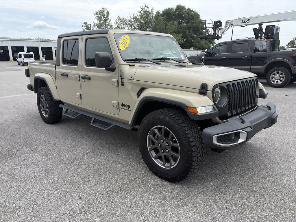 Used 2020 Jeep Gladiator Sport AWD/4WD image 9