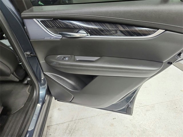 Used 2020 Cadillac XT6 Premium Luxury image 48