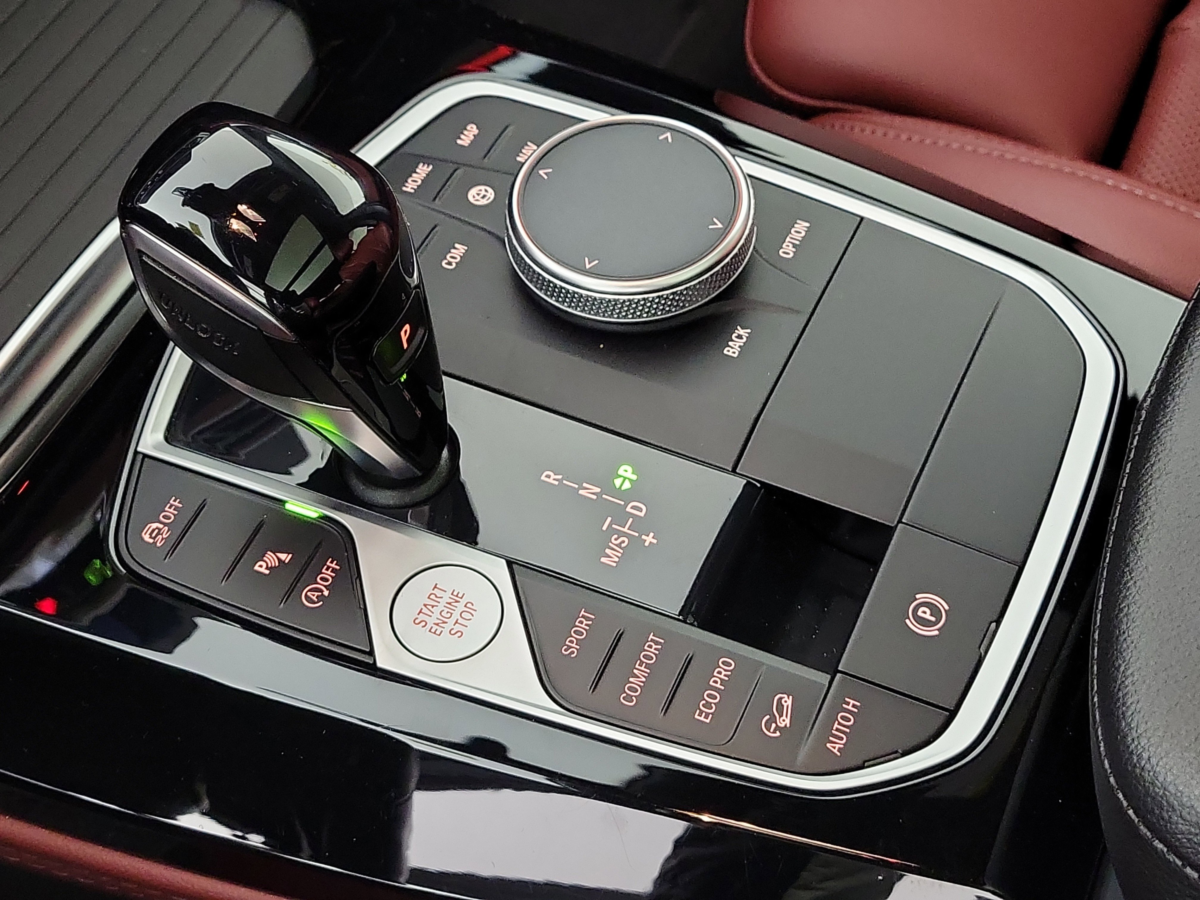 Certified 2023 BMW X4 xDrive30i w/ Premium Package image 22