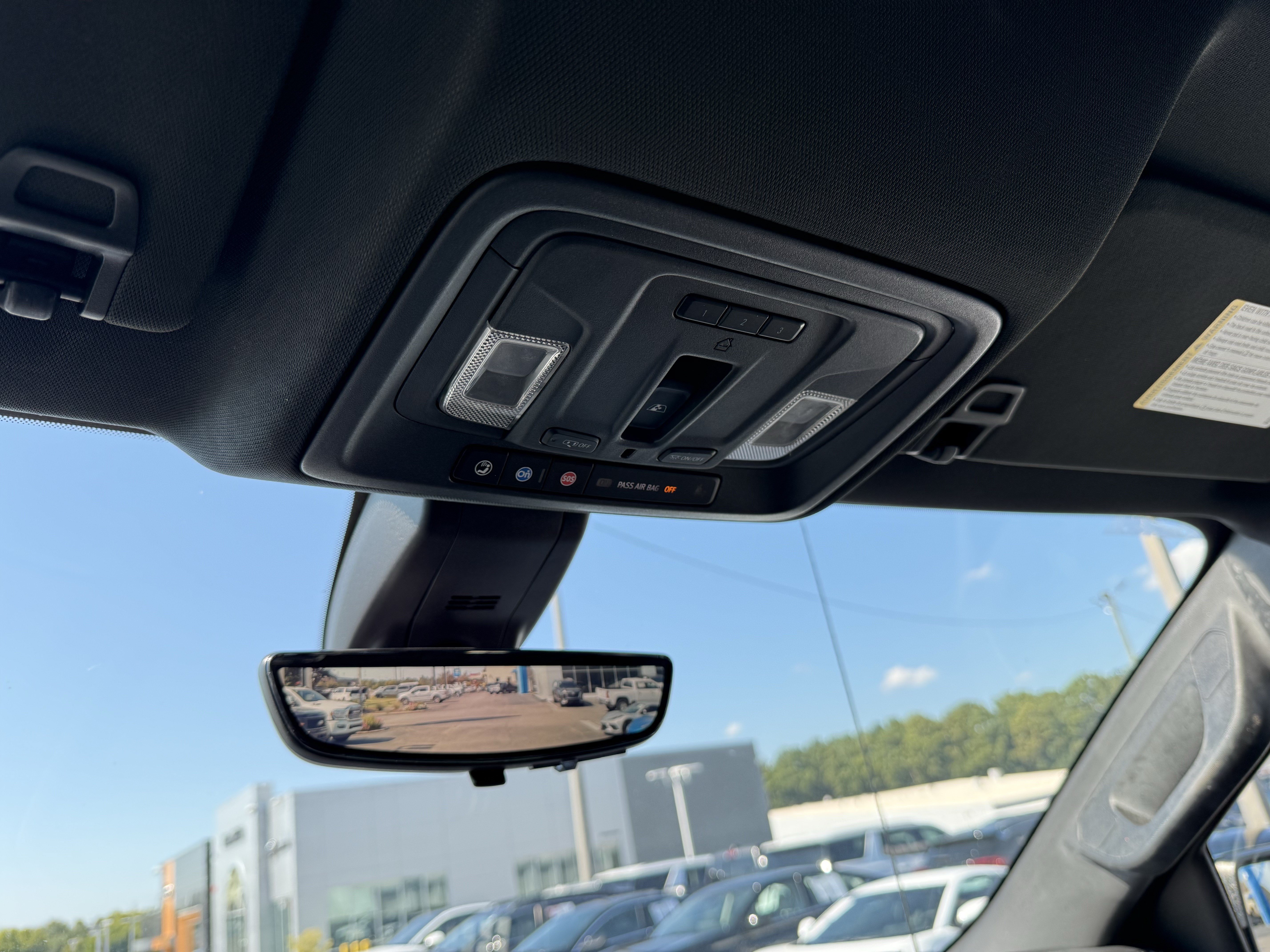 Used 2020 GMC Sierra 1500 AT4 w/ AT4 Premium Package AWD/4WD image 27