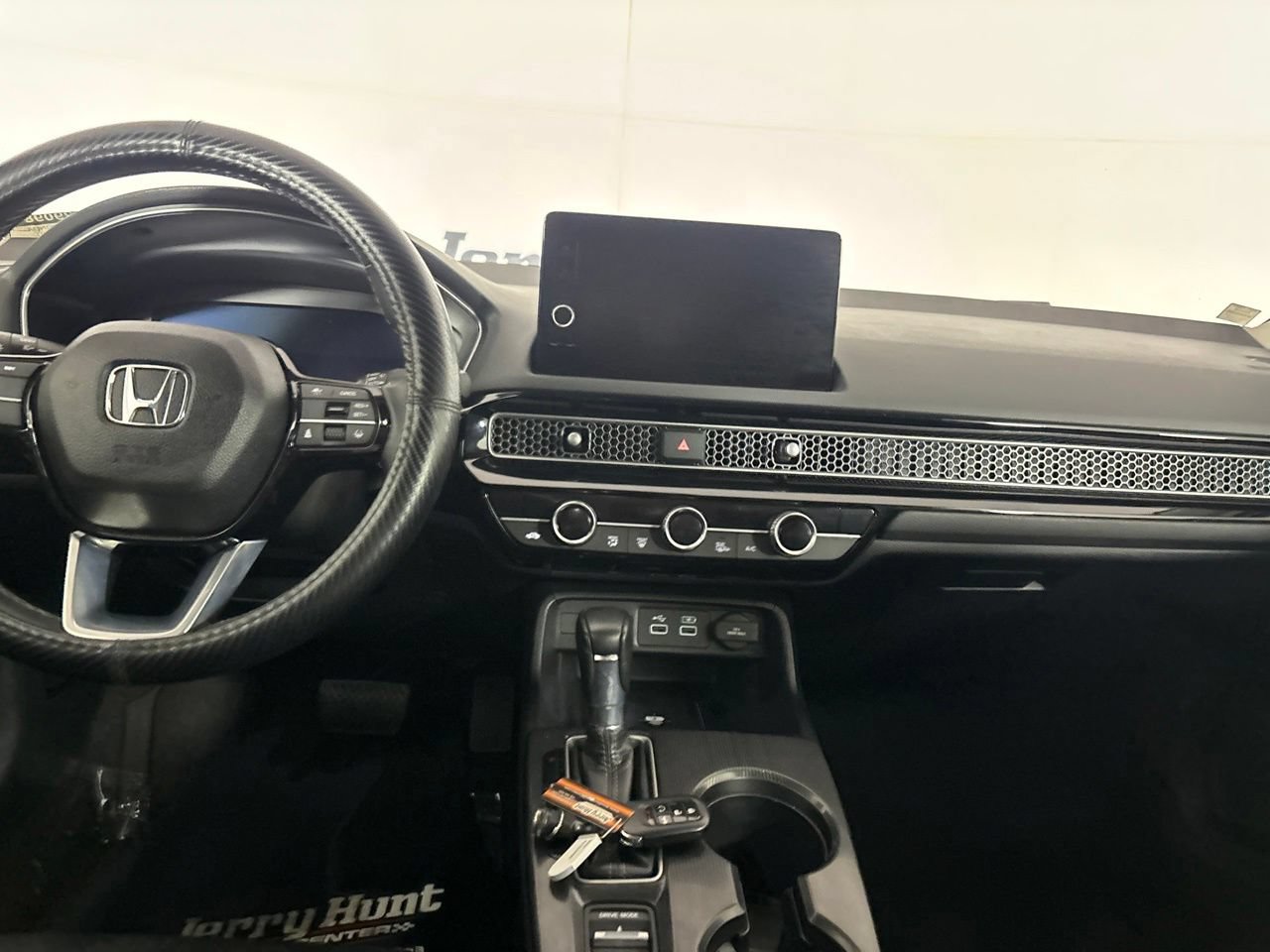 Used 2024 Honda Civic Touring image 25