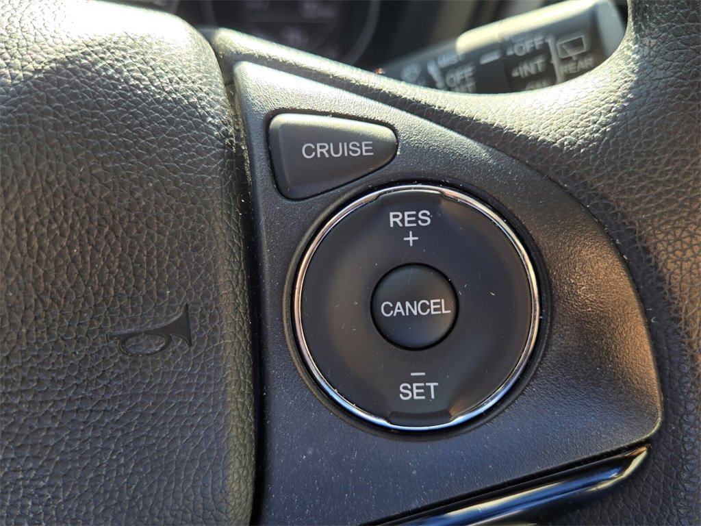 Used 2021 Honda HR-V LX image 24