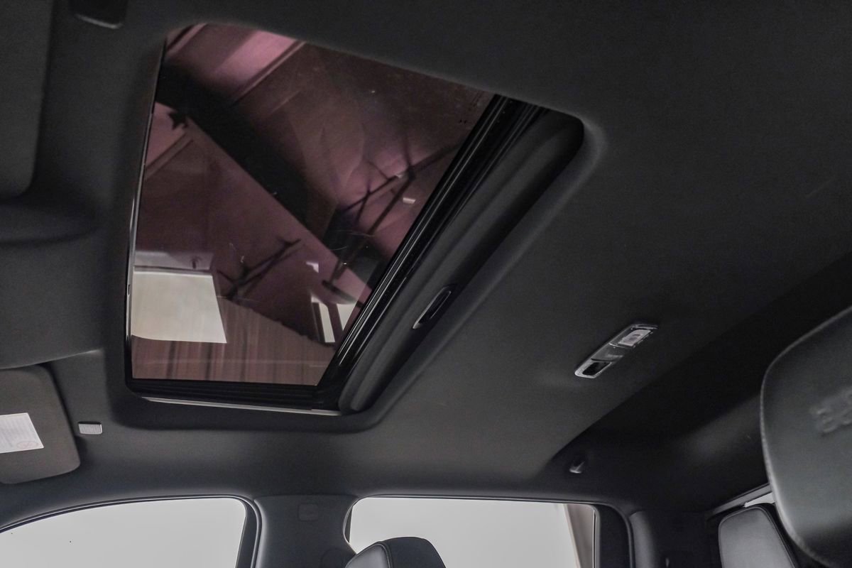 Used 2022 Chevrolet Silverado 3500 High Country image 23