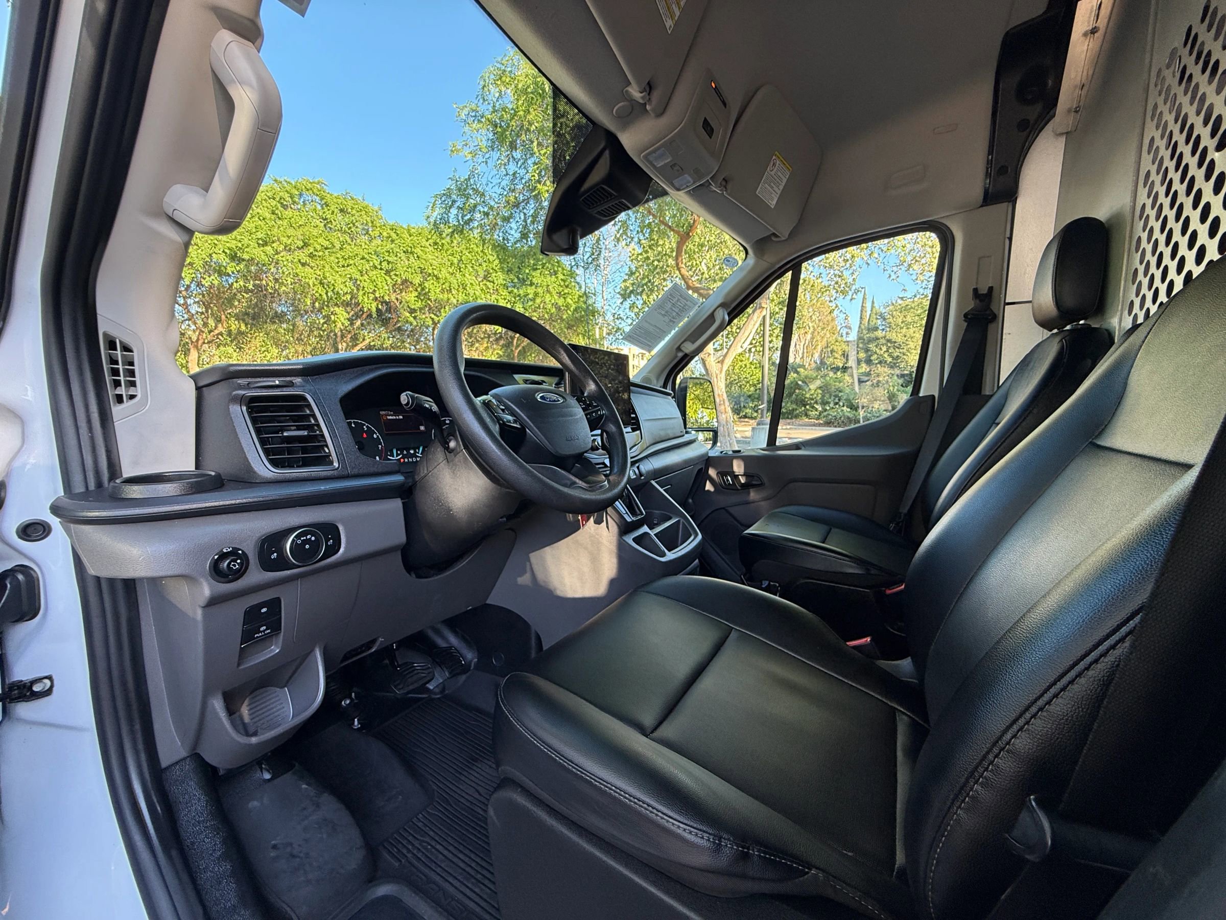 Used 2024 Ford Transit 250 148 Medium Roof w/ Load Area Protection Package RWD image 20