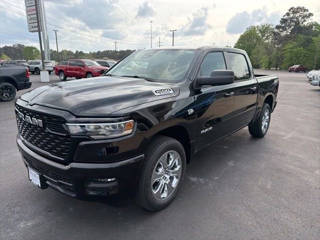 New 2026 RAM 1500 4x4 Crew Cab image 3