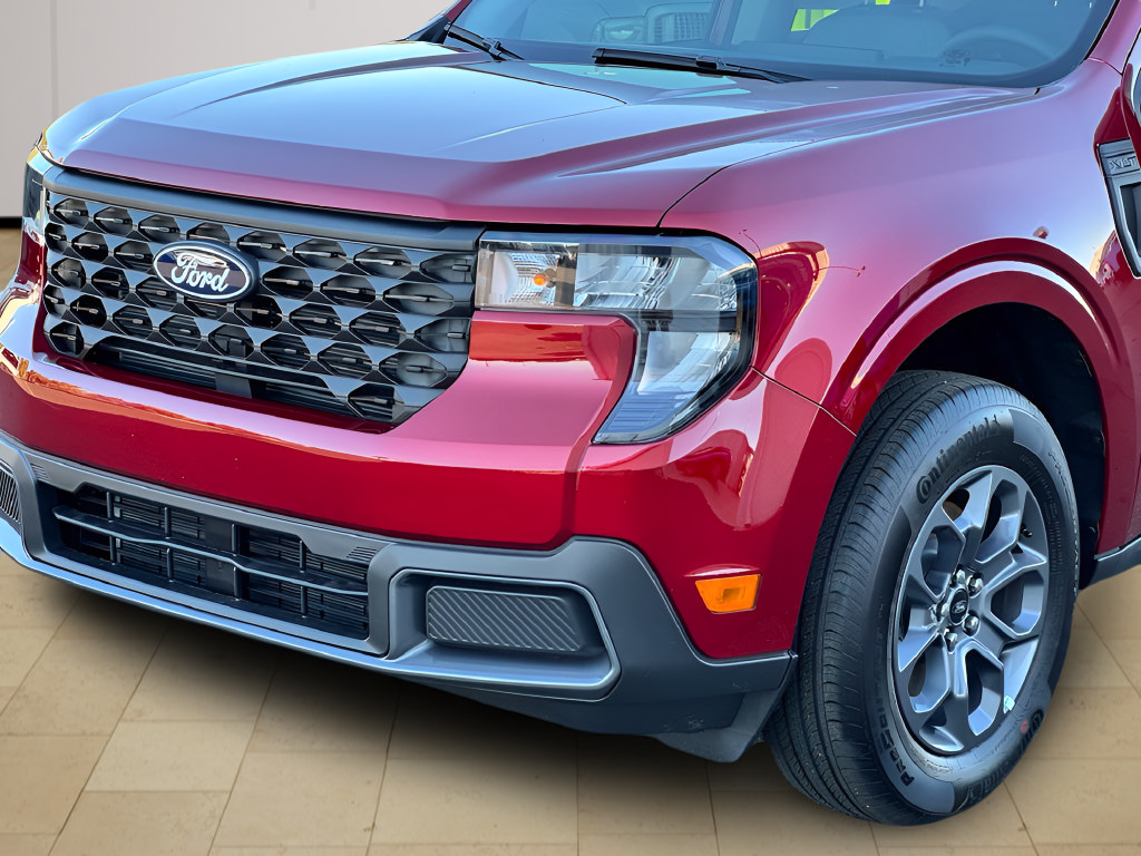 New 2026 Ford Maverick XLT w/ XLT Luxury Package FWD image 34