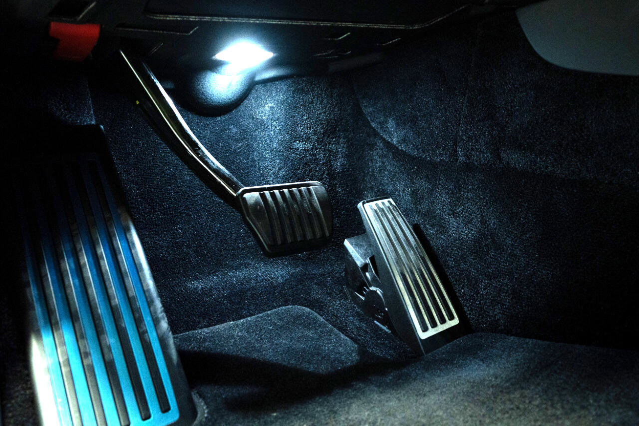 Used 2025 Rolls-Royce Cullinan Black Badge image 17