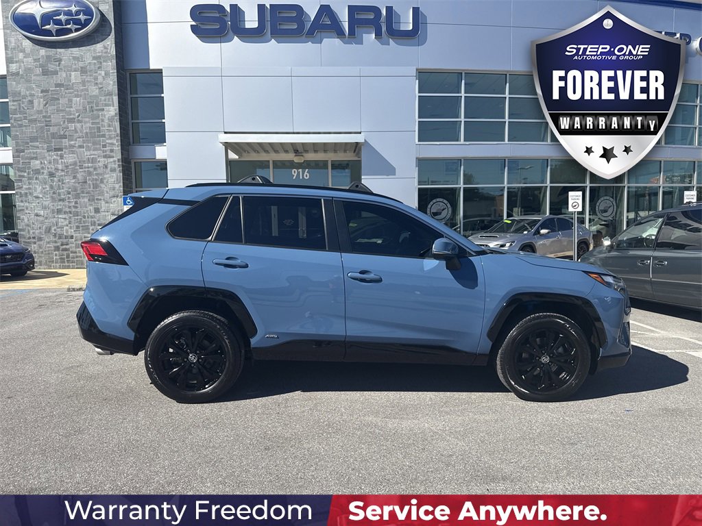 Used 2024 Toyota RAV4 SE image 9