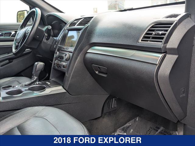 Used 2018 Ford Explorer XLT w/ Equipment Group 202A FWD image 24