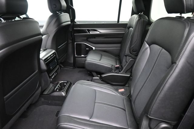 New 2026 Jeep Grand Wagoneer L Limited AWD/4WD image 23