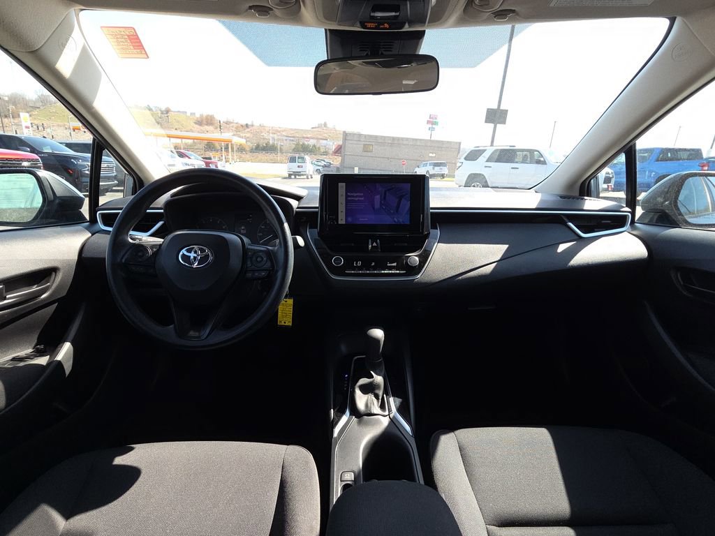 Used 2024 Toyota Corolla LE image 28