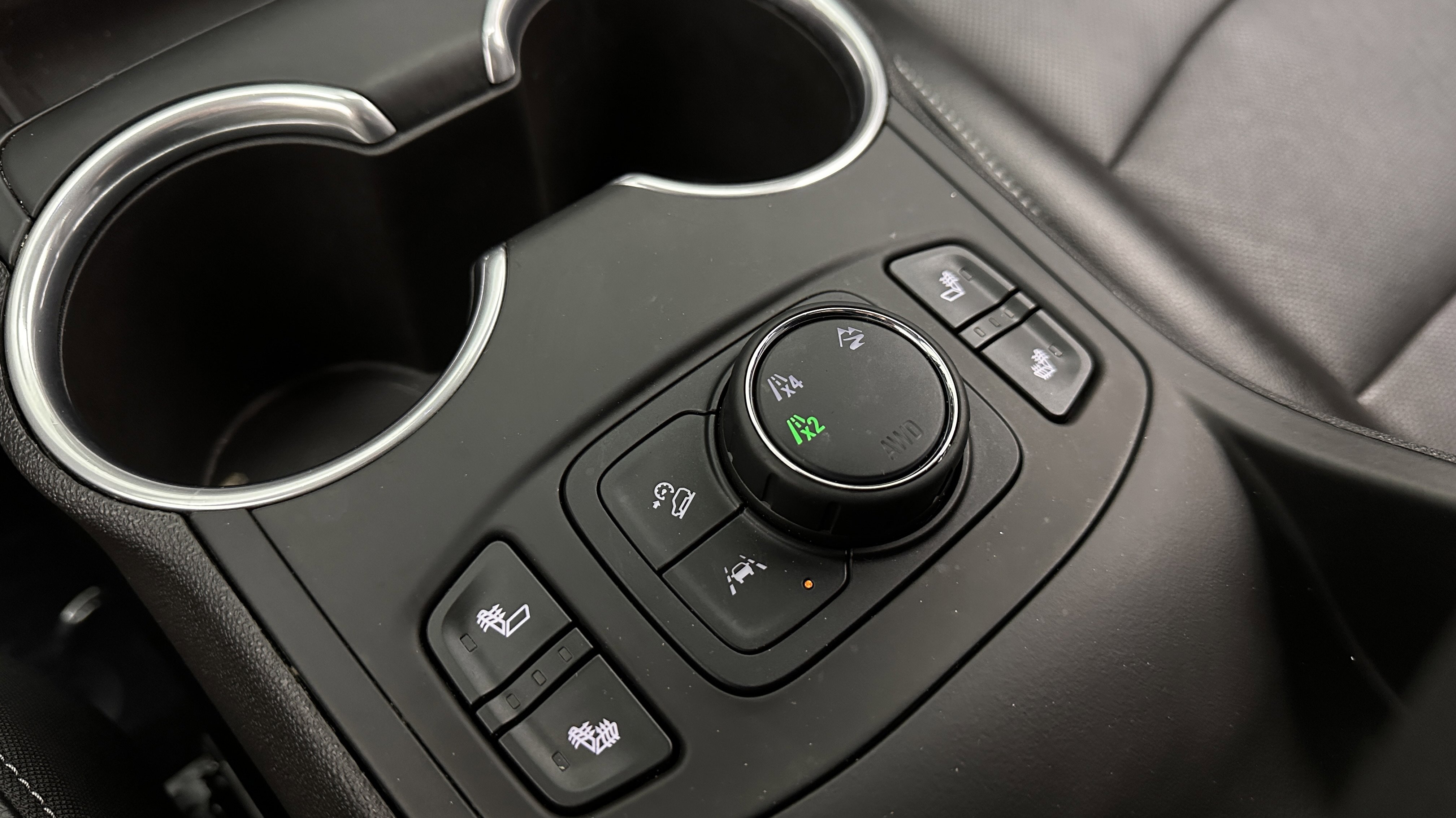 Used 2022 GMC Terrain SLT image 17