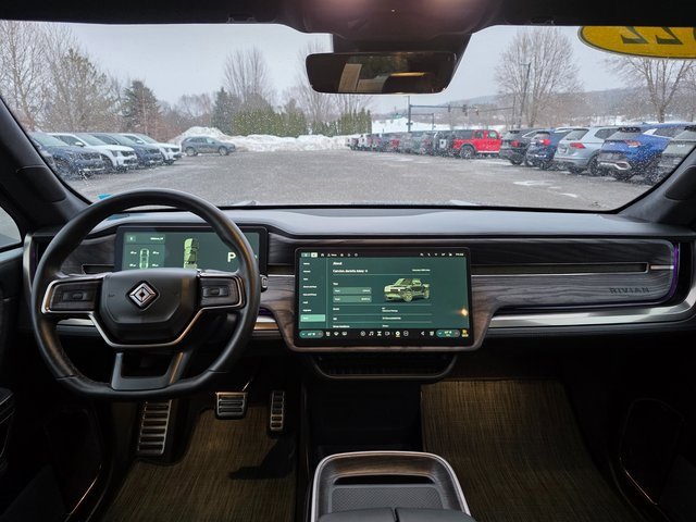 Used 2022 Rivian R1T Adventure image 19