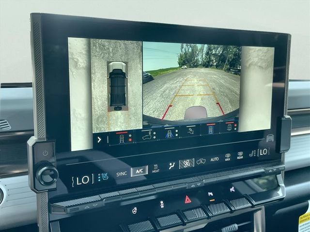 New 2025 GMC Hummer EV 2X AWD/4WD image 15